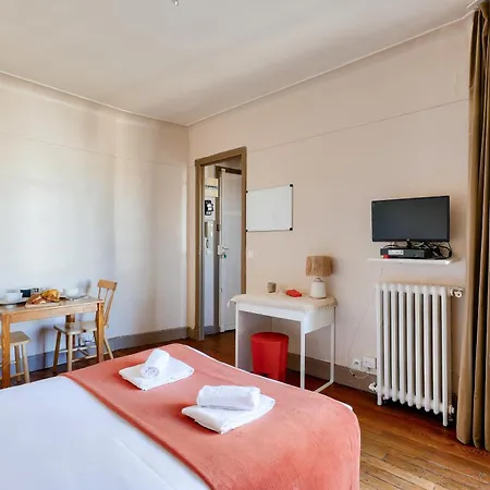 Appartement Quiet & Bright Studio-prime Loc-pantheon 05